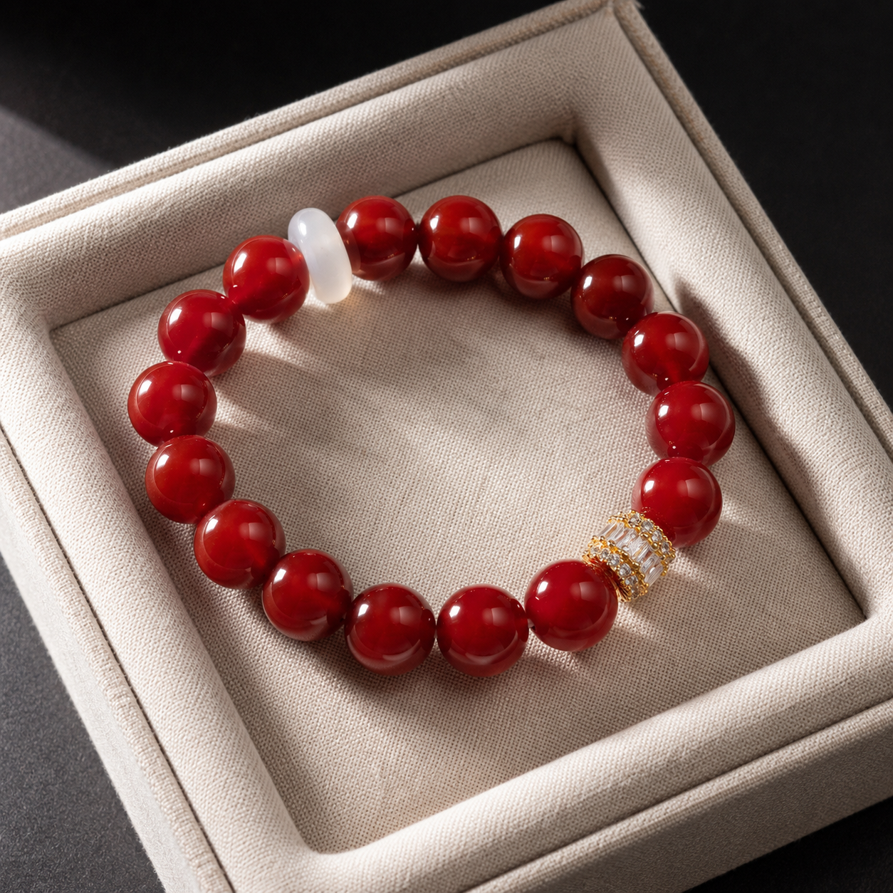 Natural Red Agate Crystal Bracelet for protection and safety
