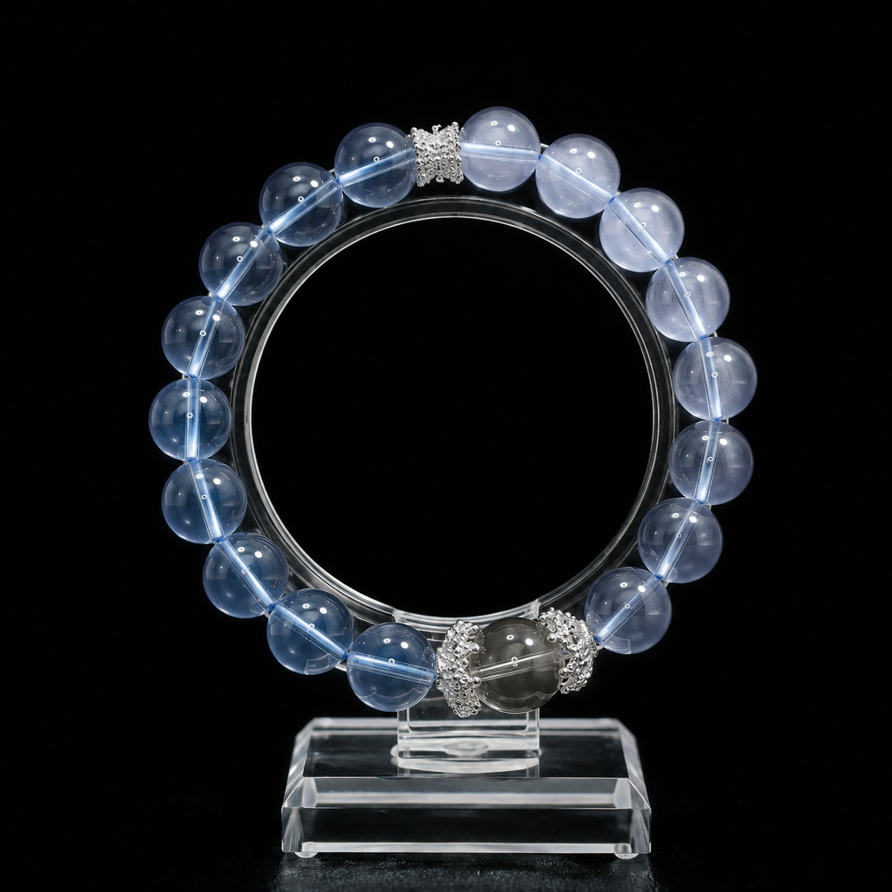 A blue sapphire crystal bracelet Sleep & Relaxation