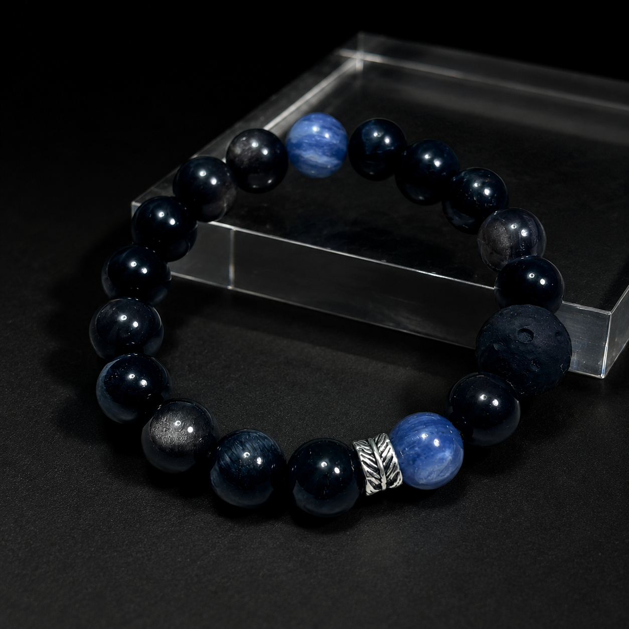 Natural crystal blue tiger's eye bracelet relieves stress