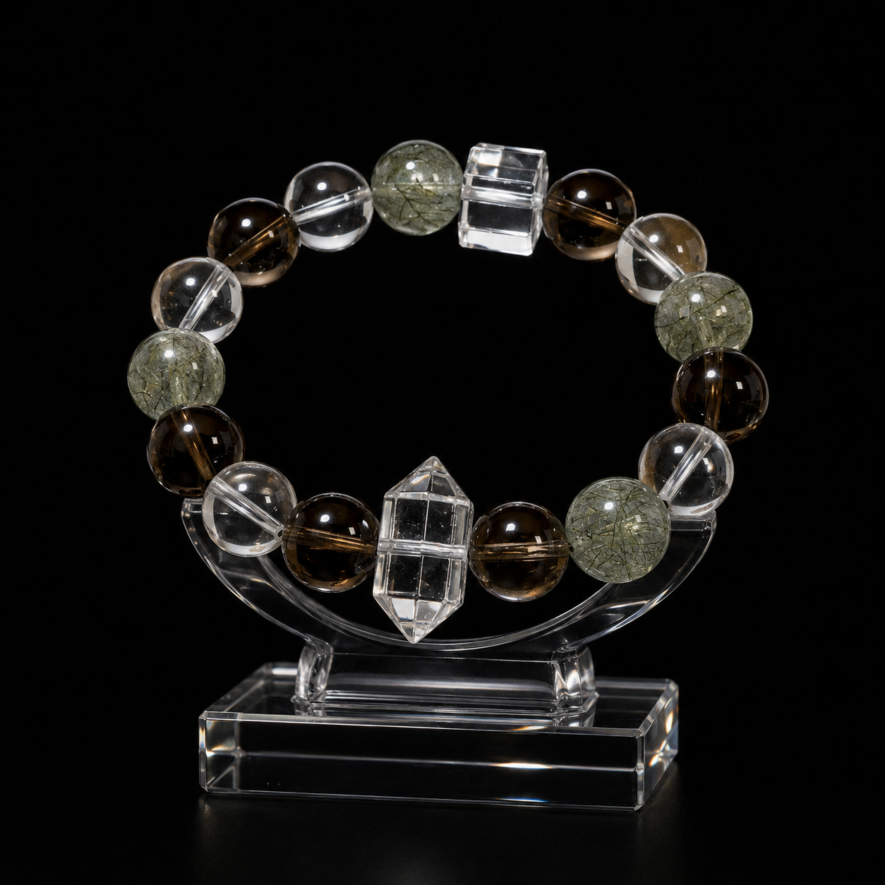 Natural crystal green rutilated quartz, smoky quartz, and white quartz bracelet bring wealth.